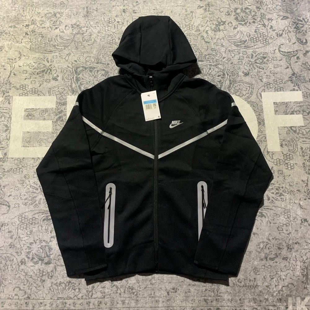 Nike Tech Fleece Windrunner FullZip Hoodie Mens Size Medium Black FZ0754-010 NEW